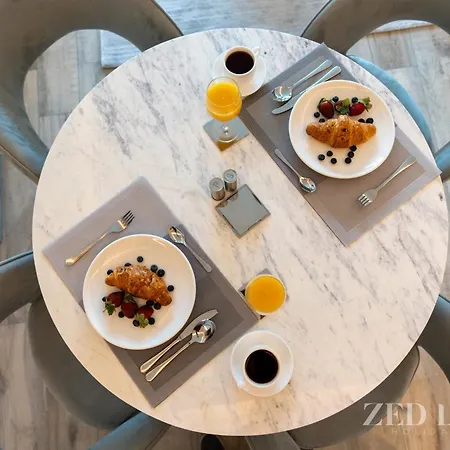 Ahad Residences - City Retreat Apartments - Zed Living دبي المظهر الخارجي الصورة